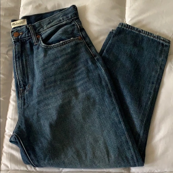 Madewell Petite Mom Jean in Downey Wash - Picture 5 of 8